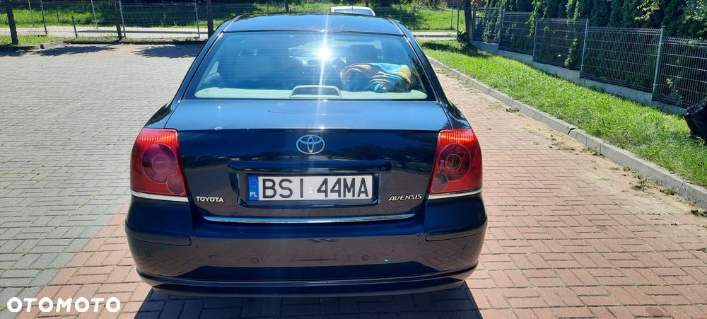 Toyota Avensis 1.8 VVT-i Sol - 5