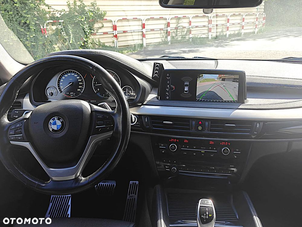 BMW X6 xDrive40d - 12