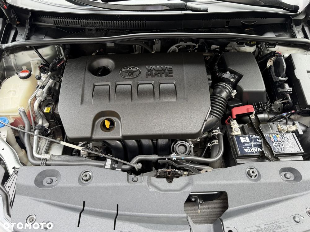 Toyota Avensis Touring Sports 1.8 Business Edition - 36