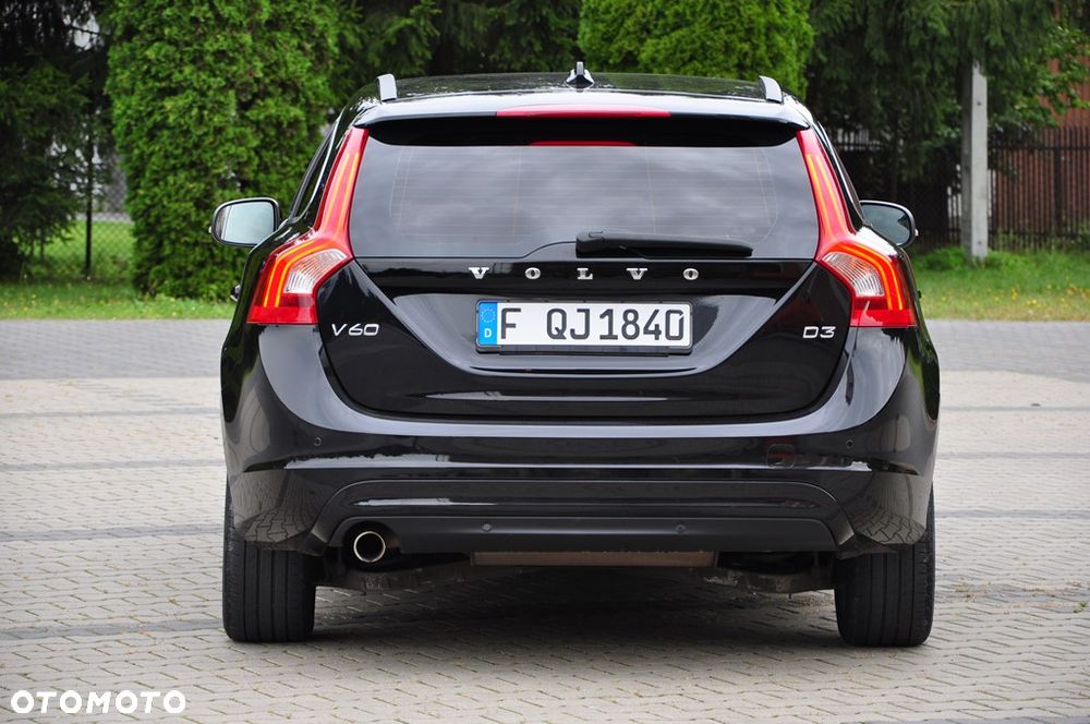 Volvo V60 D3 Geartronic Summum - 14