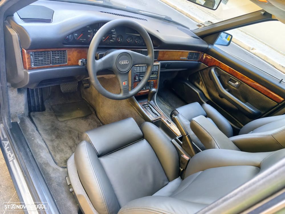 Audi V8 - 8