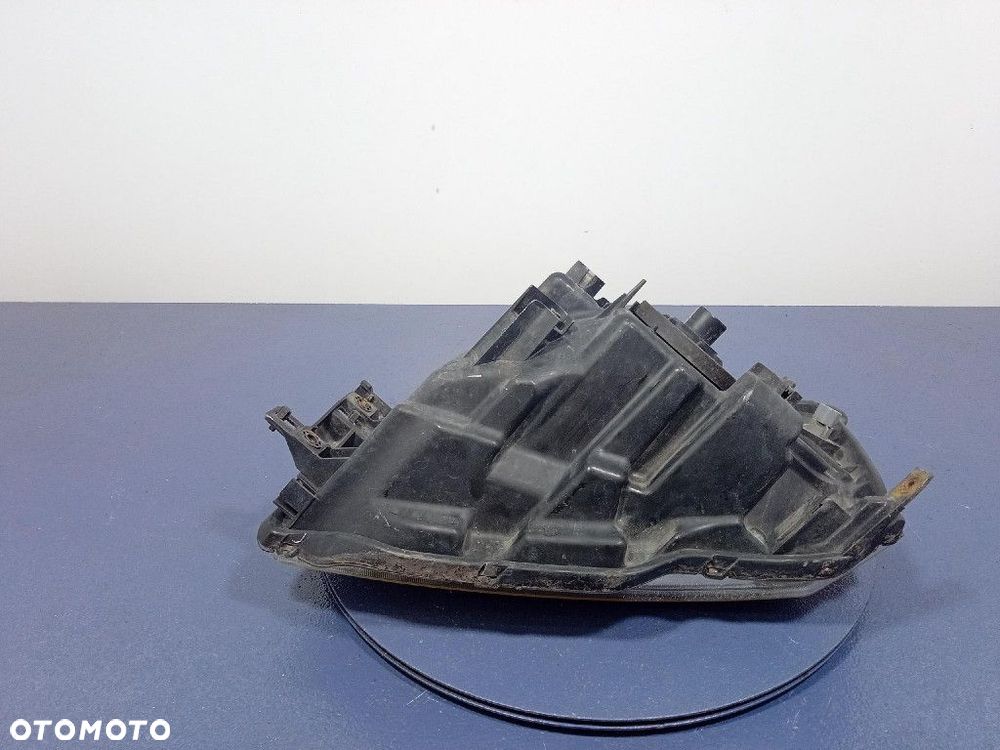 MITSUBISHI ENDEAVOR REFLEKTOR PRAWY LAMPA PRZÓD - 3