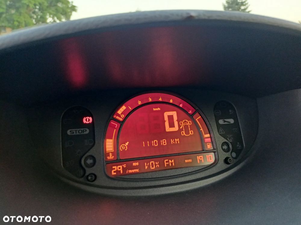 Renault Modus 1.6 Luxe Dynamique - 19