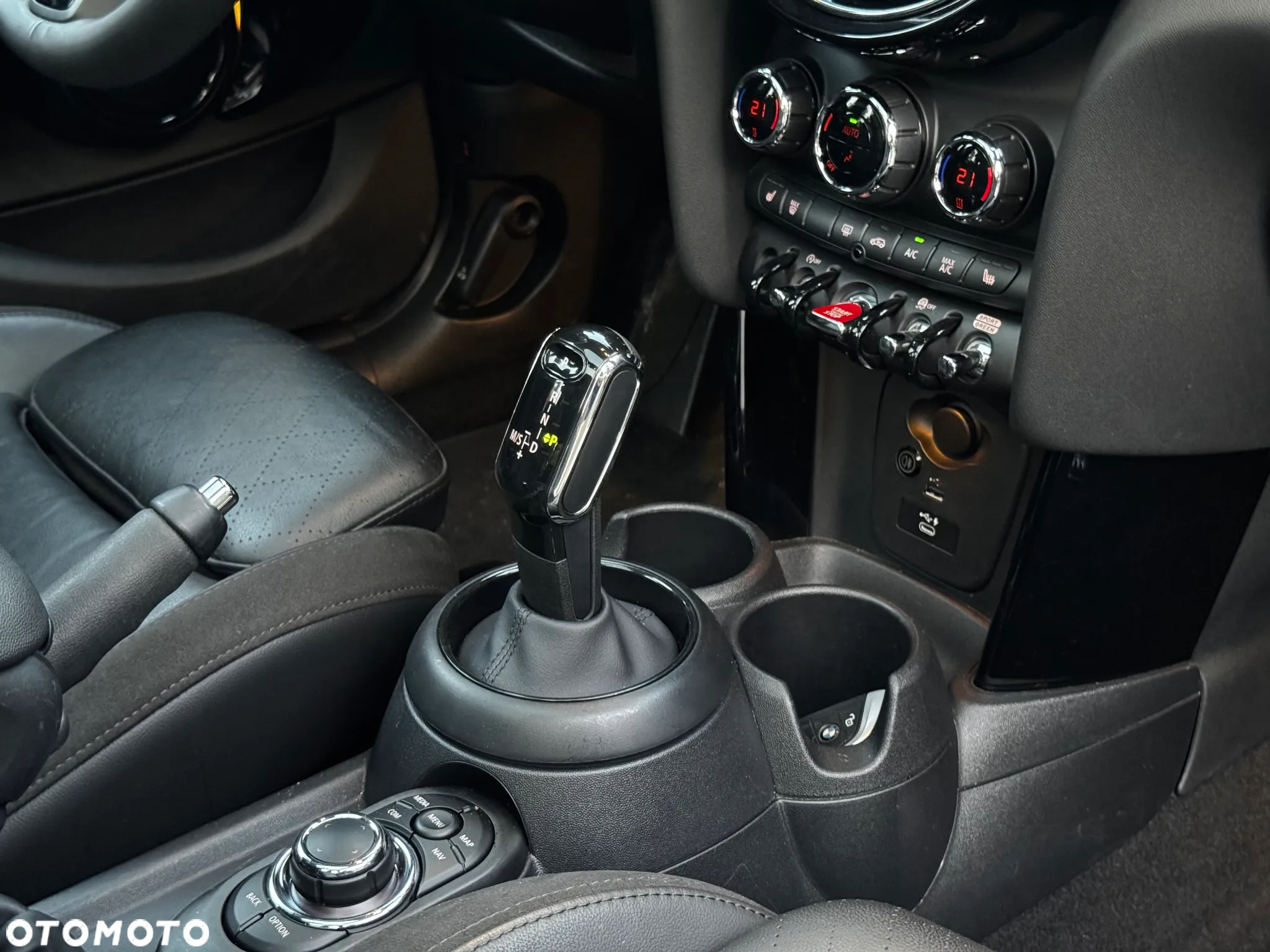 MINI Cooper S Sport-Aut - 33