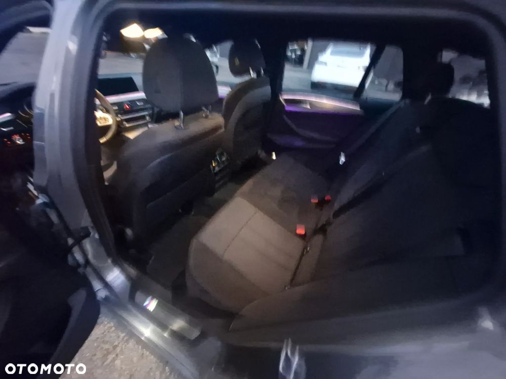 BMW Seria 5 520d xDrive M Sport Edition - 12