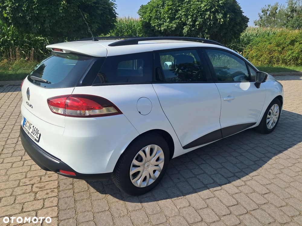 Renault Clio 1.2 16V Expression - 8