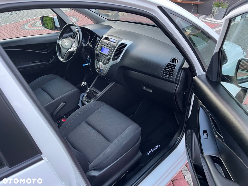 Hyundai ix20 1.4 blue Passion - 14