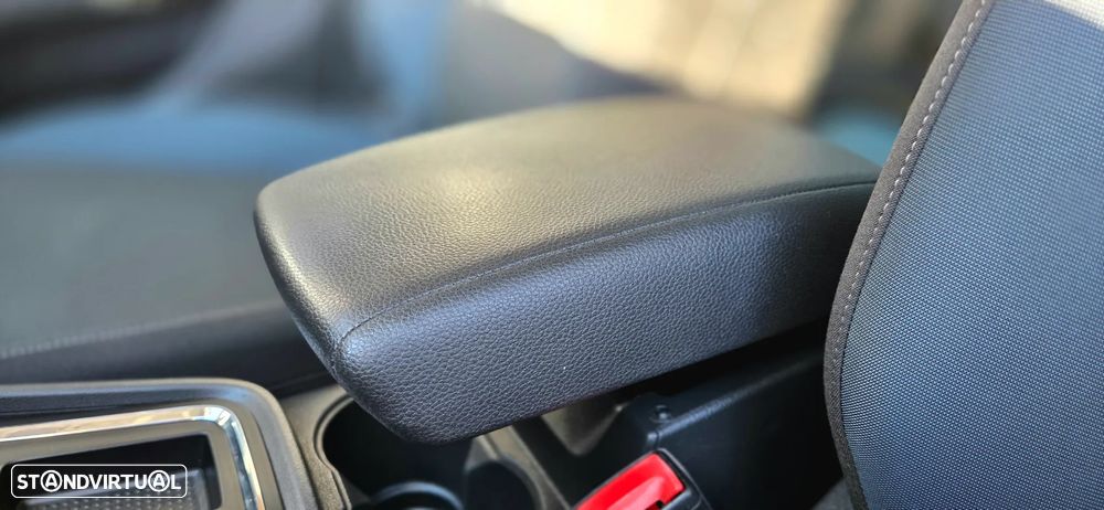 SEAT Ateca 1.6 TDI ECOMOTIVE Reference - 3