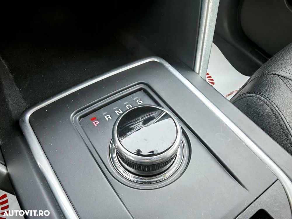 Land Rover Discovery Sport 2.0 l TD4 HSE Luxury Aut. - 12