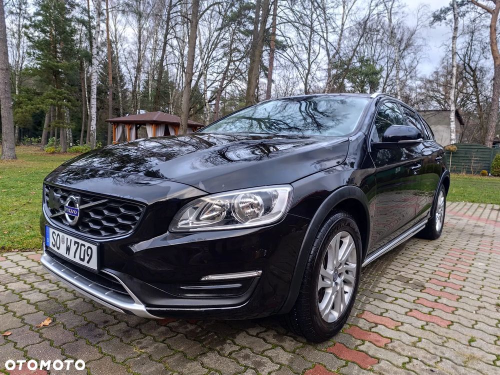 Volvo V60 Cross Country - 8