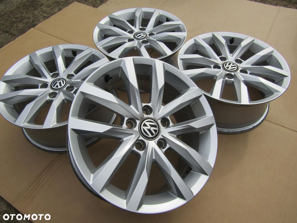 4x Felgi 16 VW T4 Touran Caddy Jetta Golf V VI VII VIII Passat B5 B6 B7 B8 6,5 j 5x112 ET41 / 3Q0601025 - 13