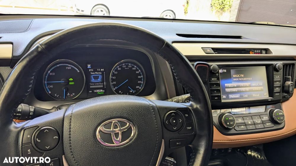 Toyota RAV4 2.5 VVT-i HSD 4x4 Luxury - 15