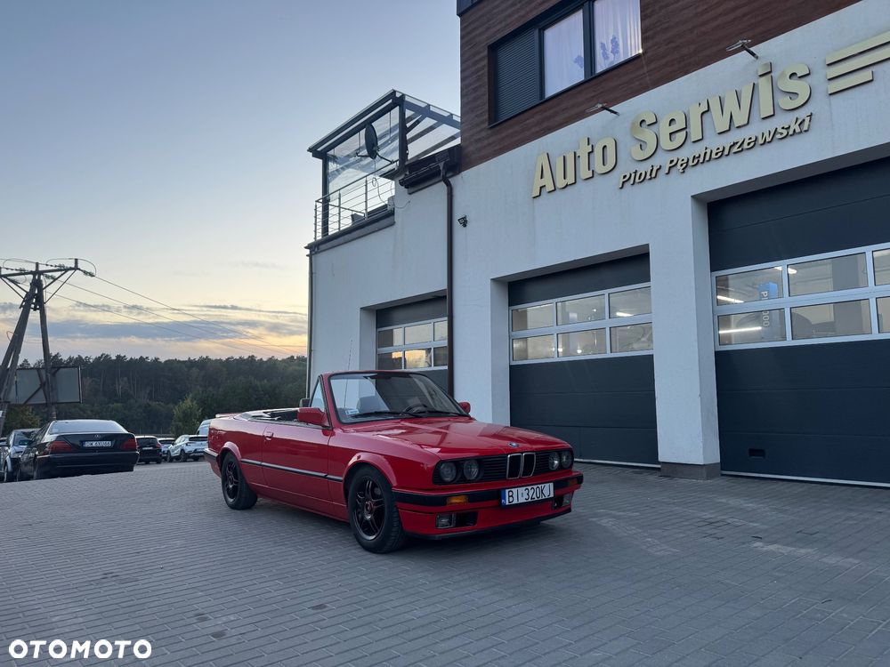 BMW Seria 3 320i