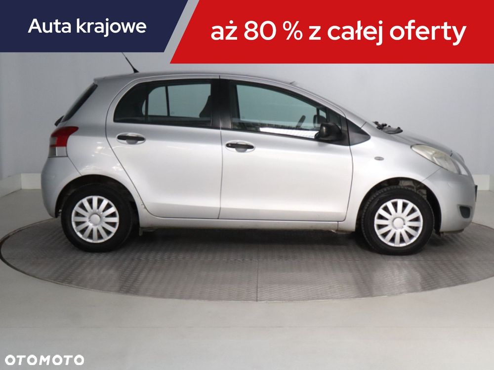 Toyota Yaris - 8