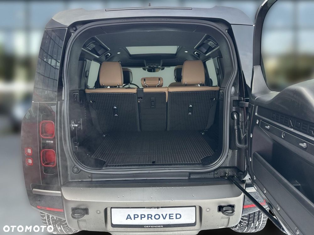 Land Rover Defender - 23