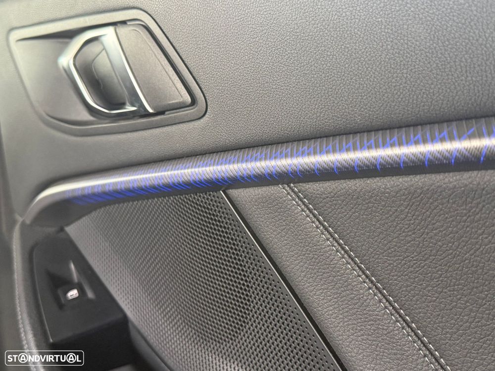 BMW 118 d Pack Desportivo M - 48