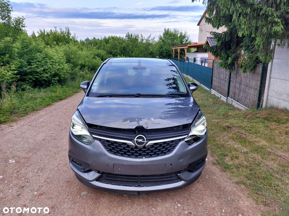 Opel Zafira - 20