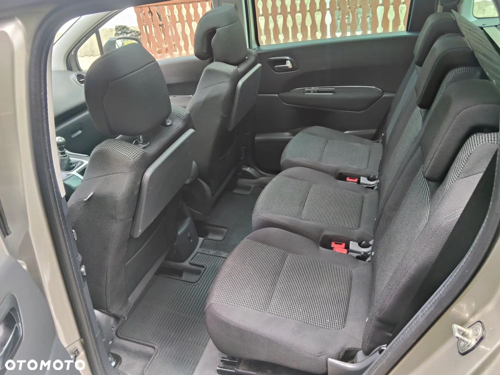 Peugeot 5008 HDI FAP 115 Business-Line - 28