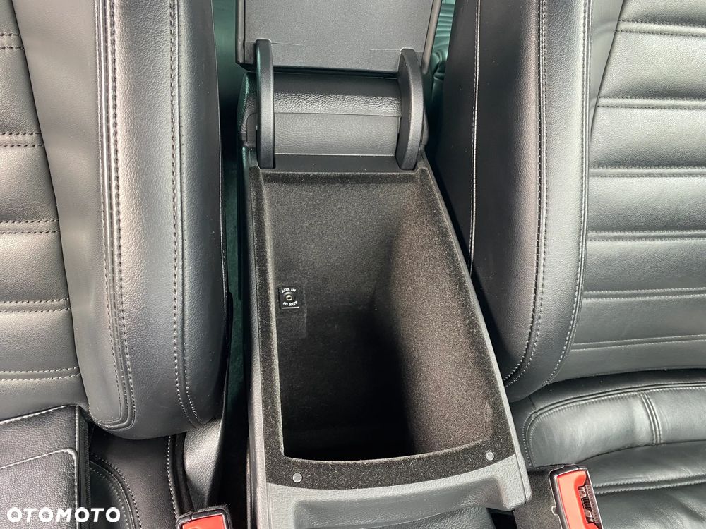 Volkswagen Passat Alltrack 2.0 TDI 4Motion DSG BlueMotion Tec - 24