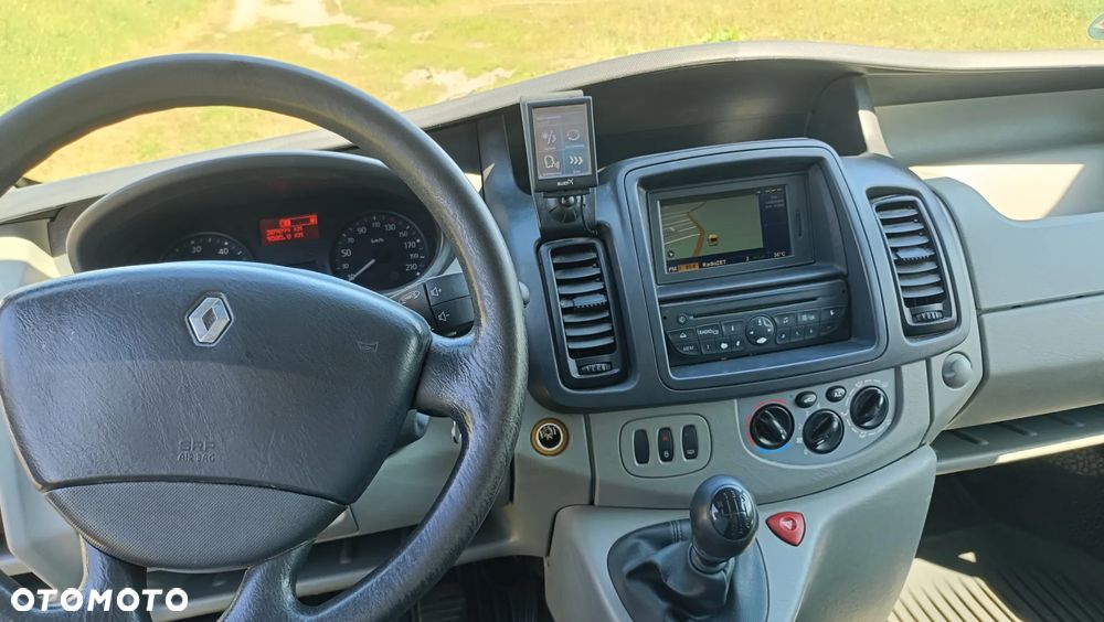 Renault Trafic - 13