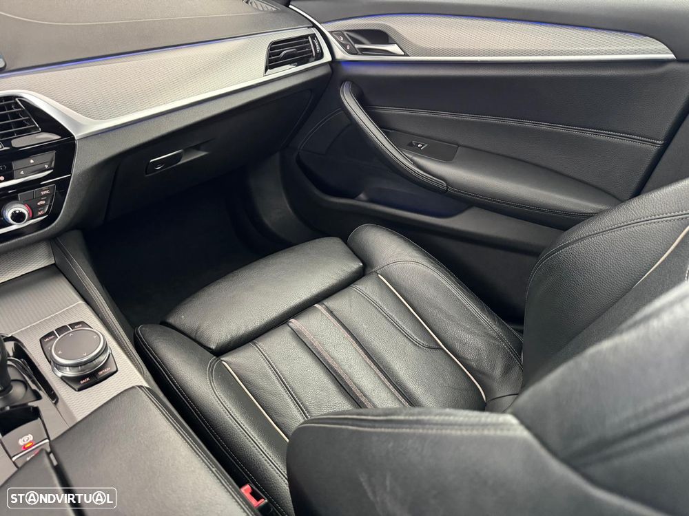 BMW 530 e iPerformance Pack M - 22