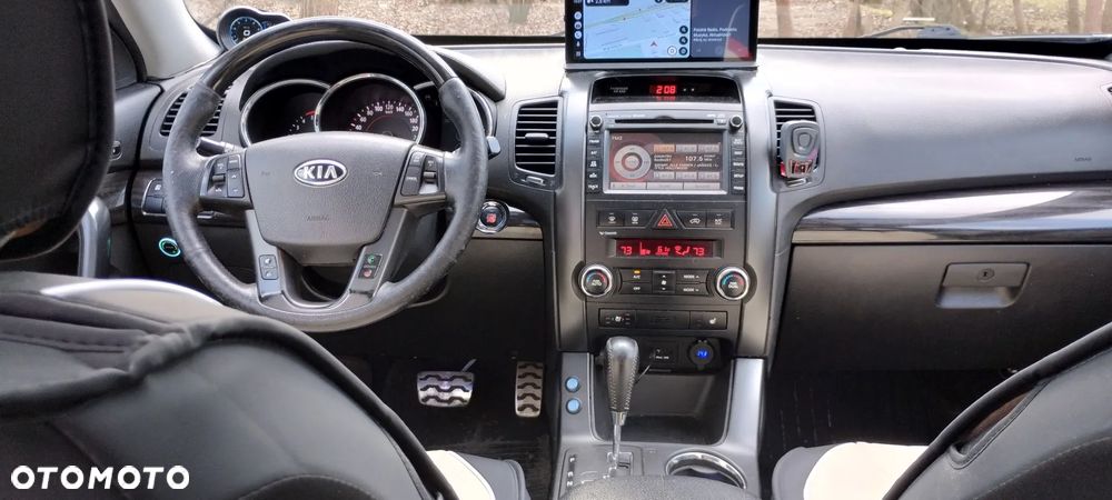 Kia Sorento - 7