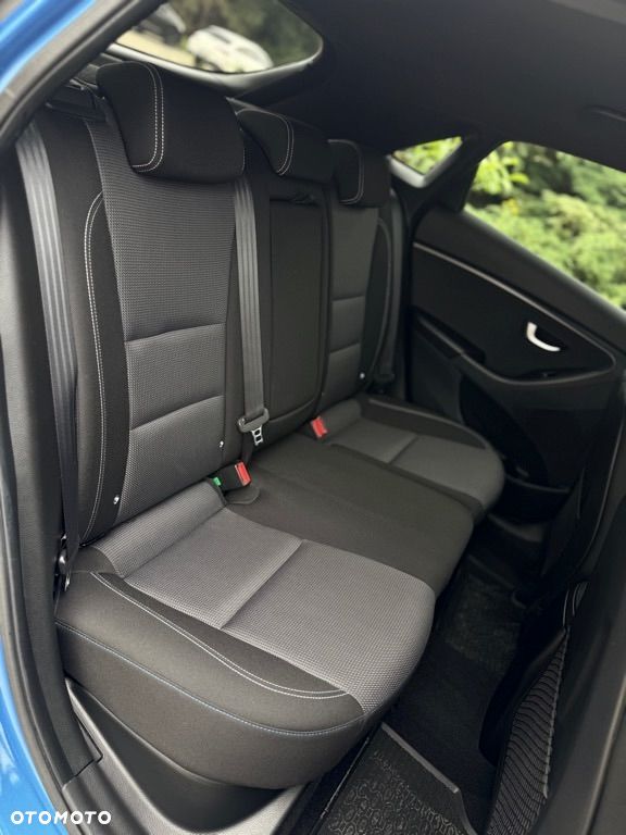 Hyundai i30 1.6 GDI Premium - 30