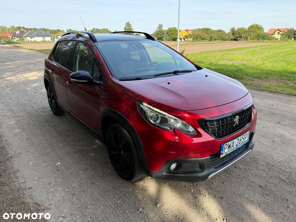Peugeot 2008 1.2 Pure Tech Allure S&S - 13