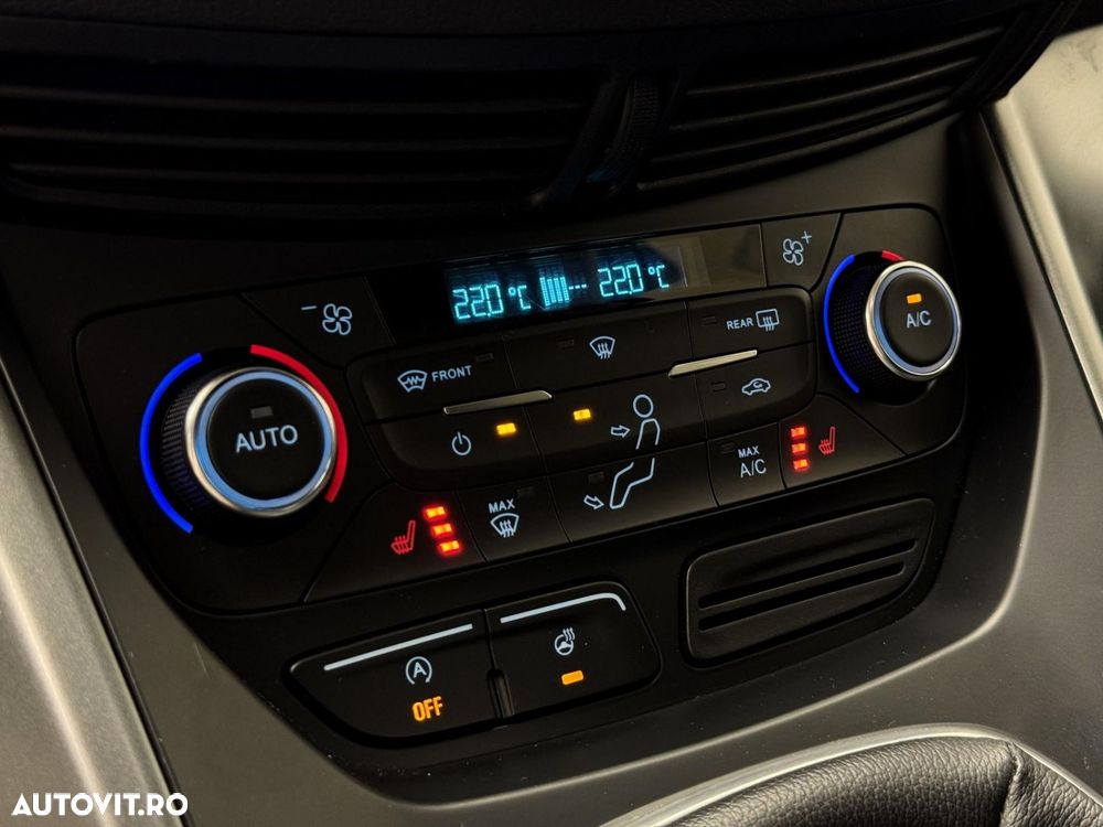 Ford Kuga - 15
