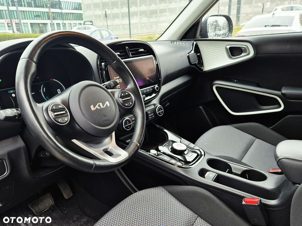 Kia Soul 64kWh M - 10