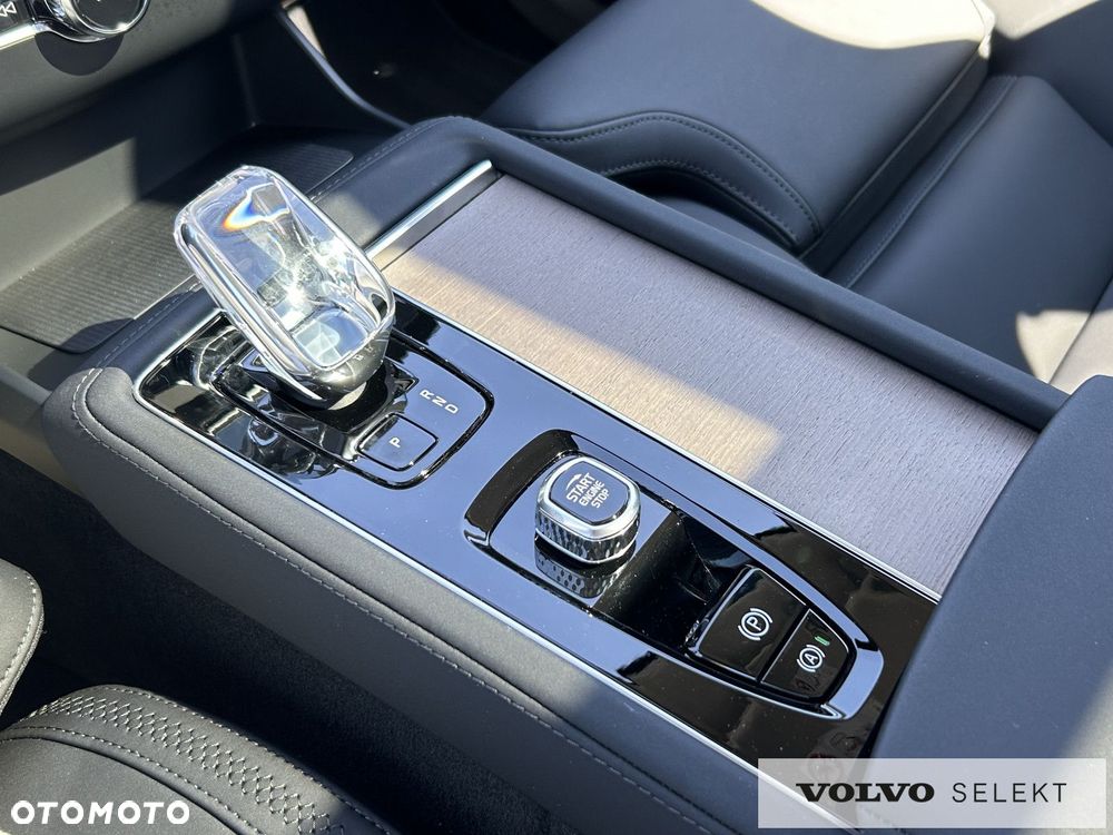 Volvo XC 90 - 23