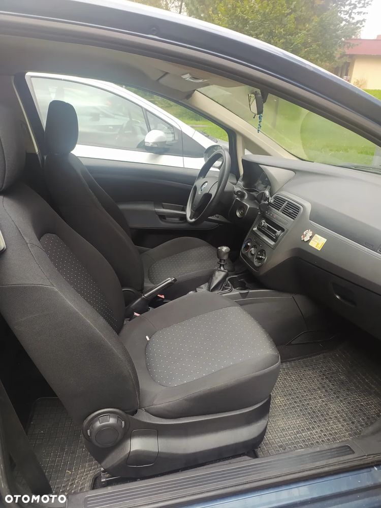 Fiat Punto - 4