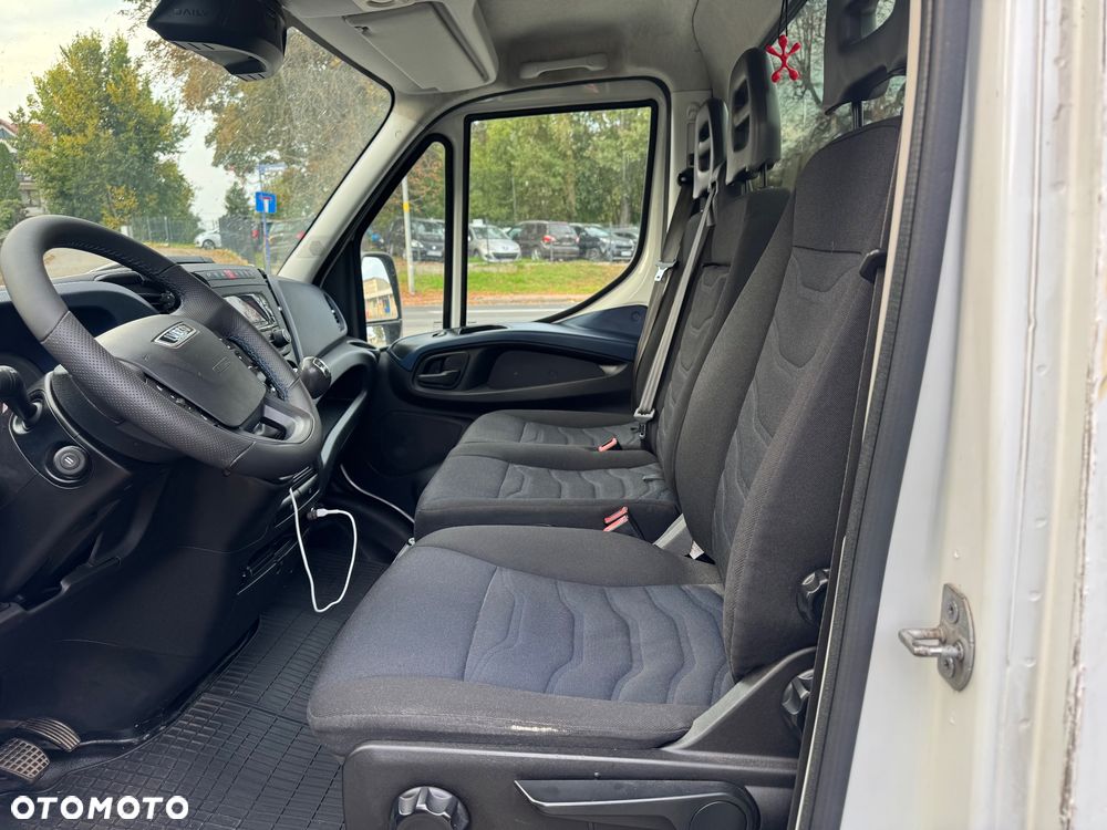 Iveco 35S18 - 11