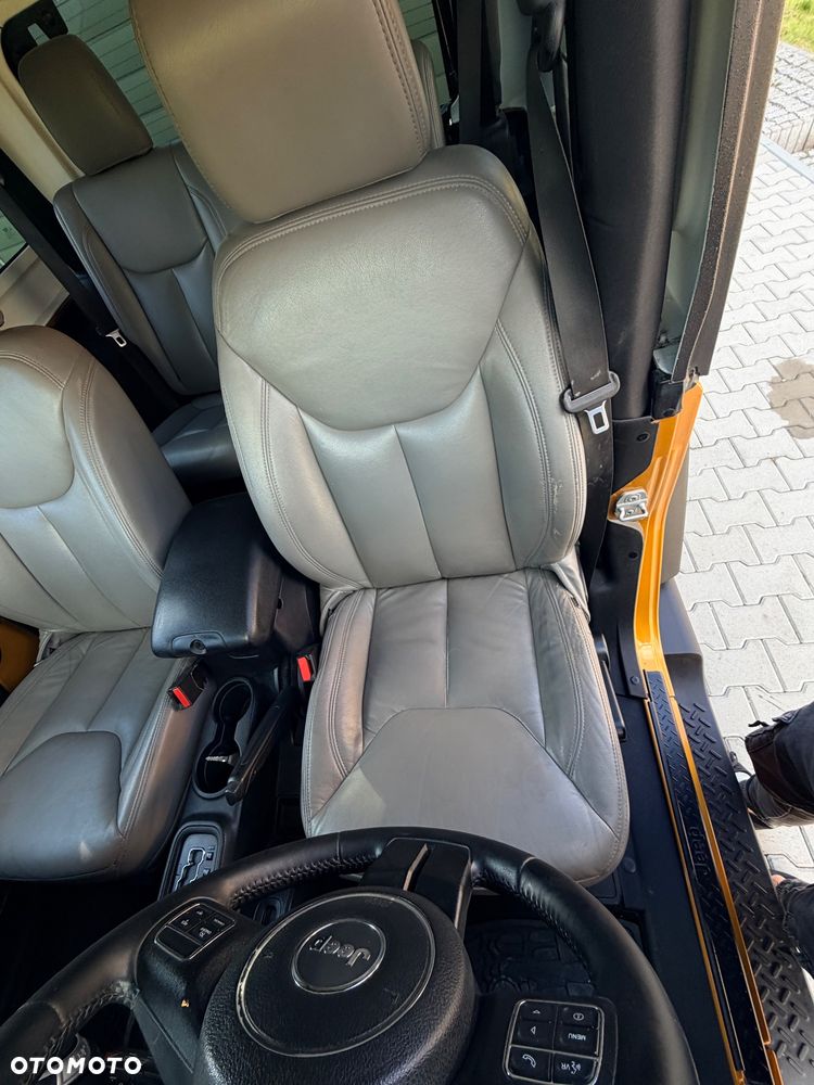 Jeep Wrangler 3.6 X - 19