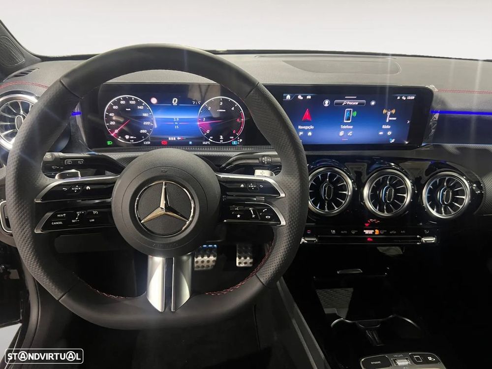 Mercedes-Benz CLA 180 d Shooting Brake AMG Line Aut. - 11