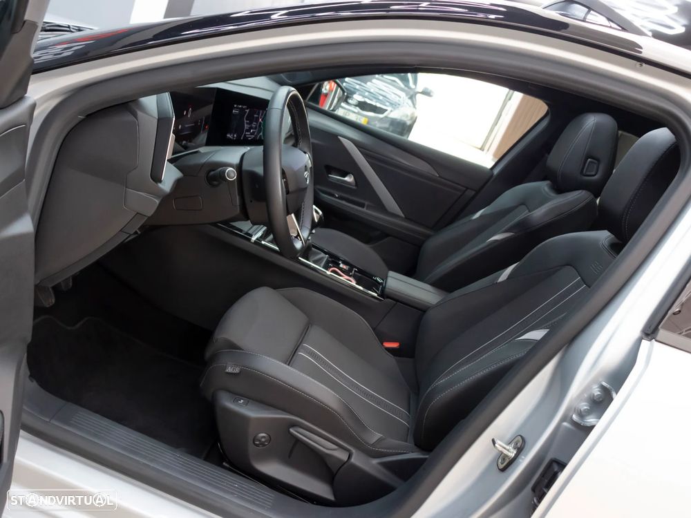 Opel Astra Sports Tourer 1.2 T GS - 17