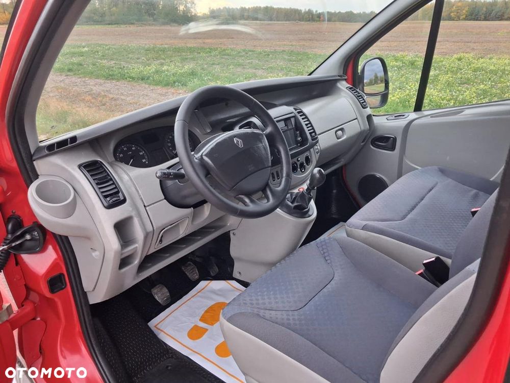 Renault Trafic - 17