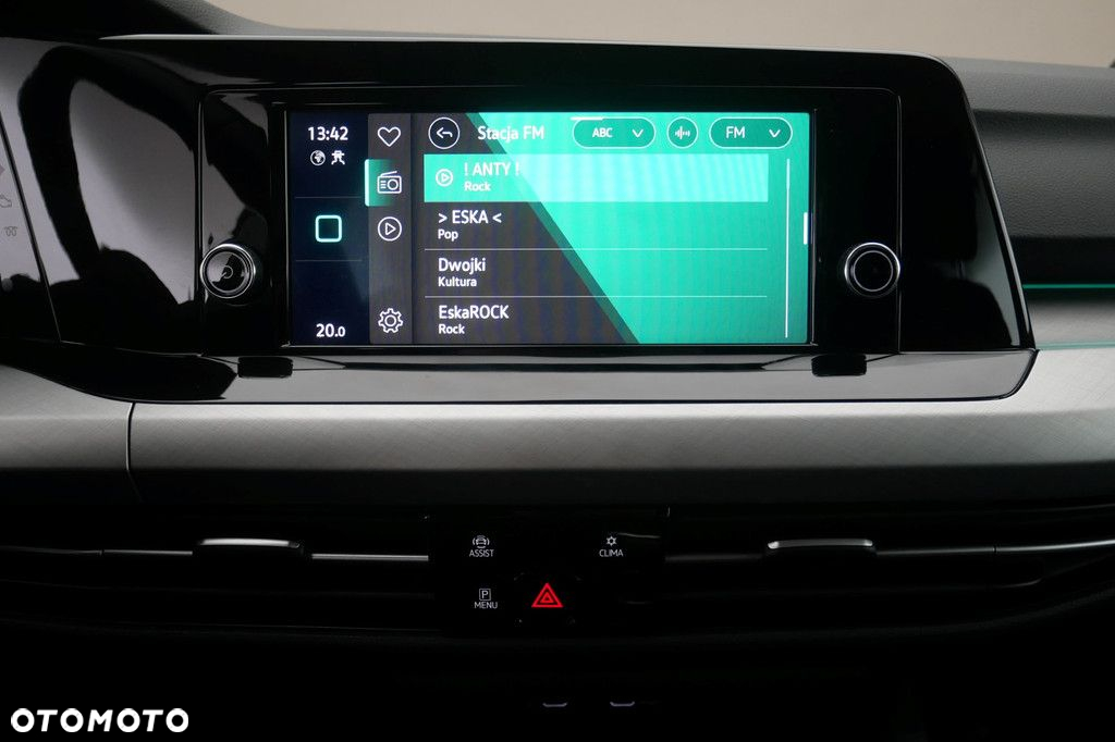 Volkswagen Golf - 10