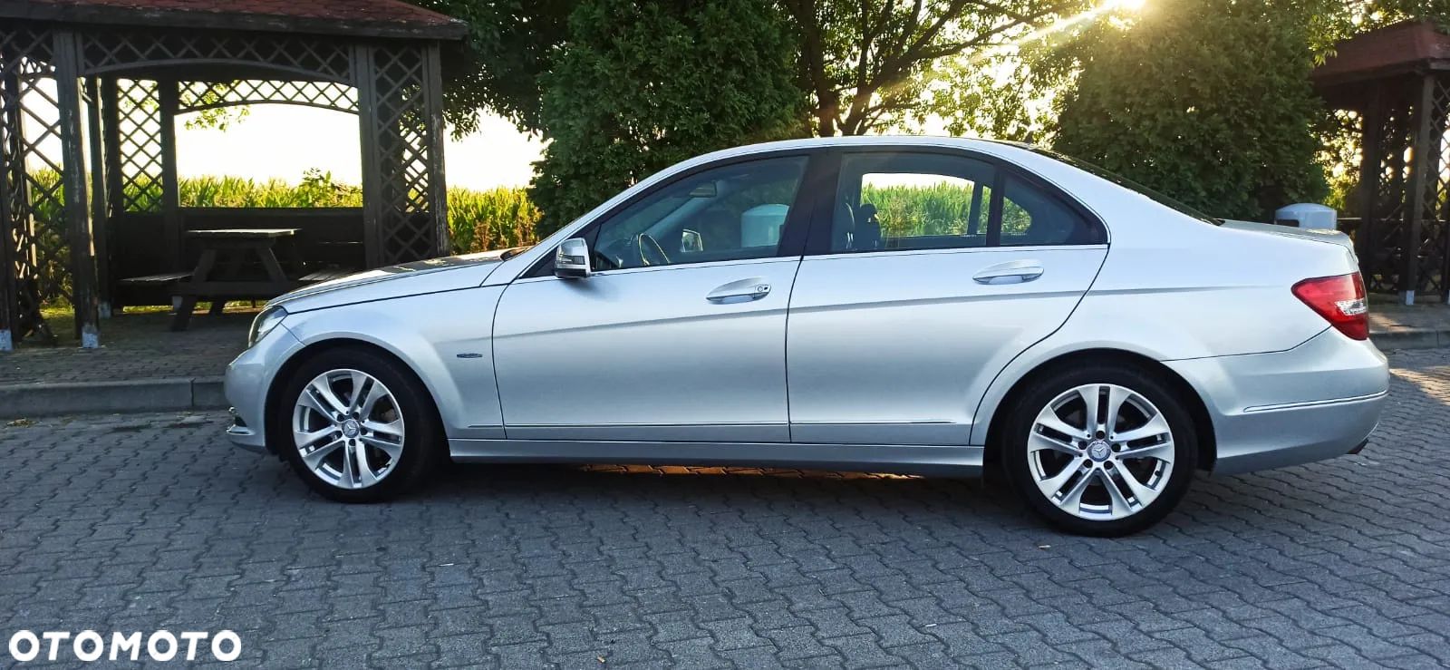 Mercedes-Benz Klasa C 180 T CDI DPF (BlueEFFICIENCY) Avantgarde - 1