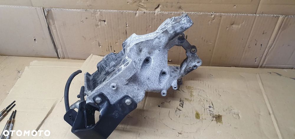 Mocowanie pompy wtryskowej paliwa Opel Insignia A 2.0 CDTI 55574721 - 6