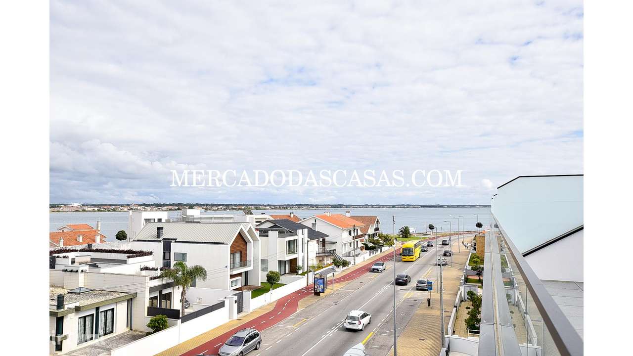 Apartamento T3 Duplex, c/ piscina , terraço - Grande imagem: 2/39