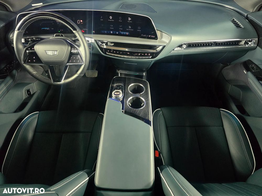 Cadillac Lyriq Sport - 9