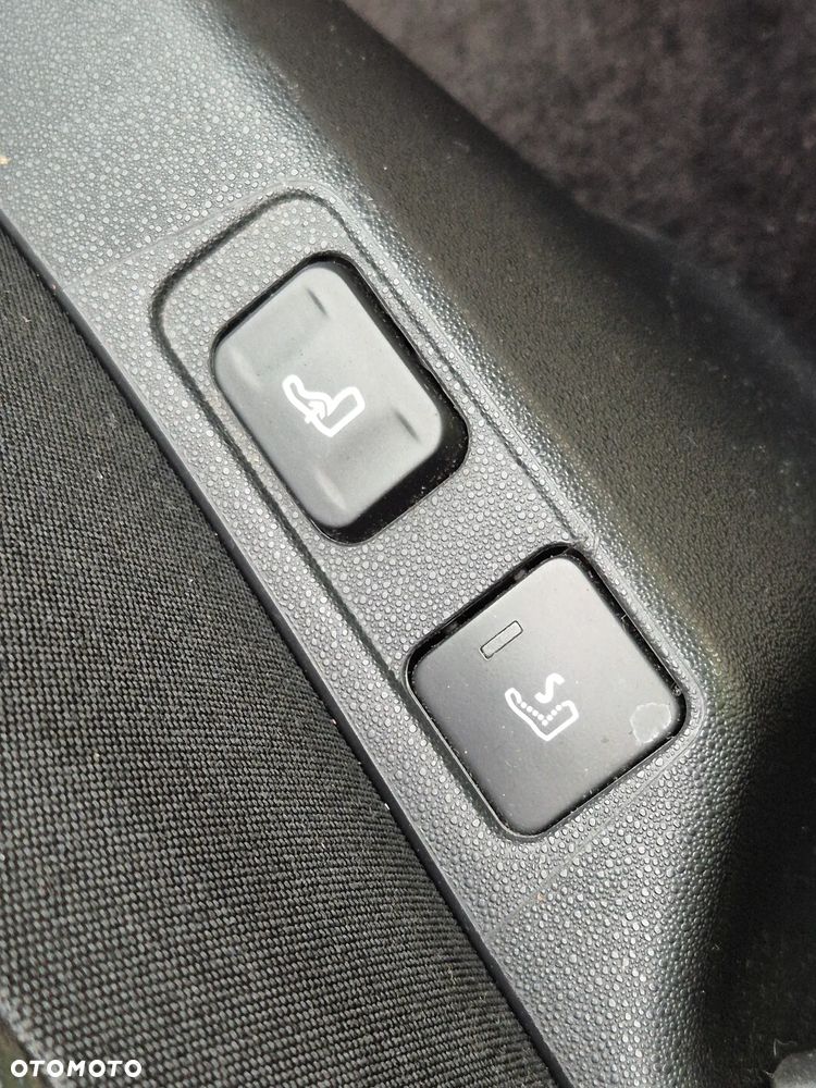Citroën DS4 1.6 e-HDi SoChic MCP - 10