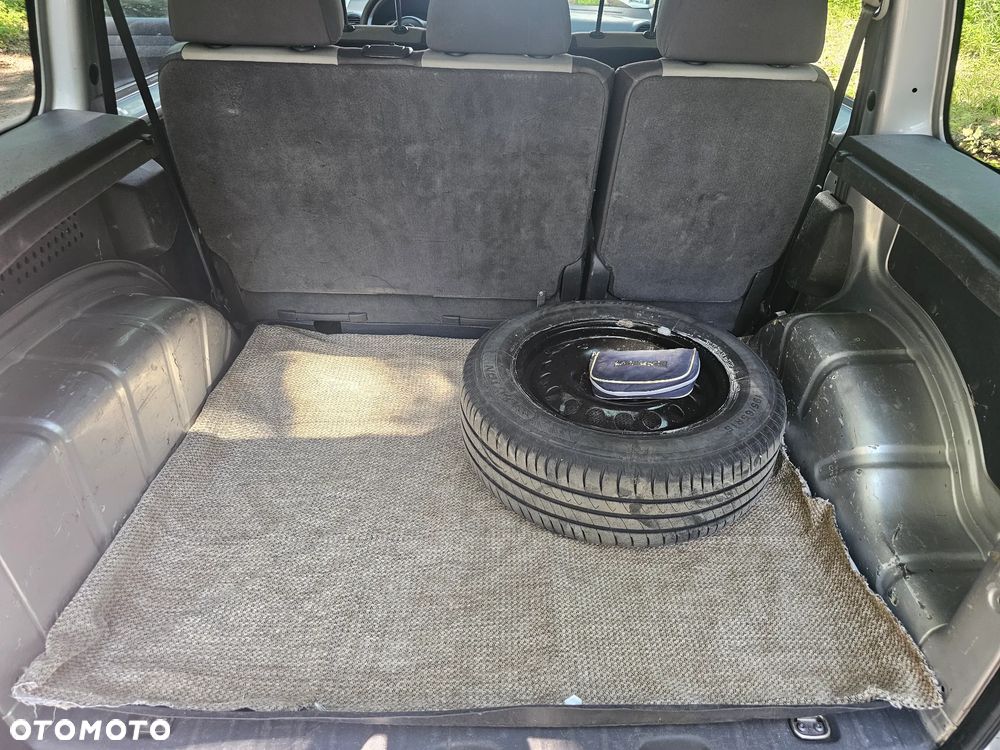 Volkswagen Caddy - 15