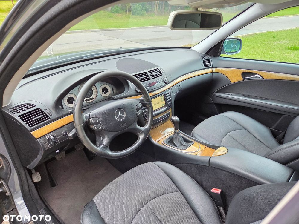 Mercedes-Benz Klasa E - 8