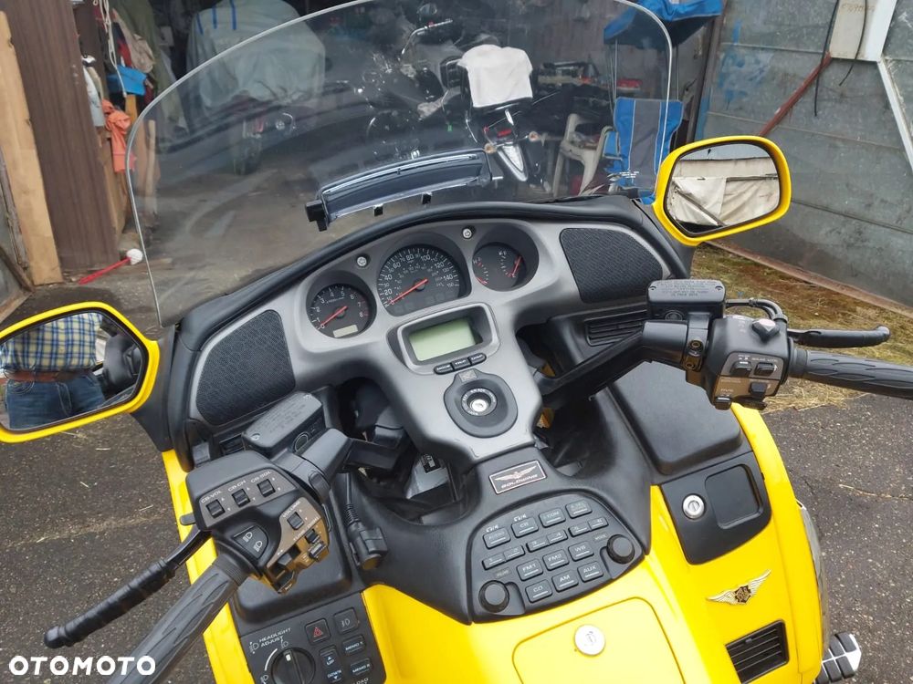 Honda GL - 6