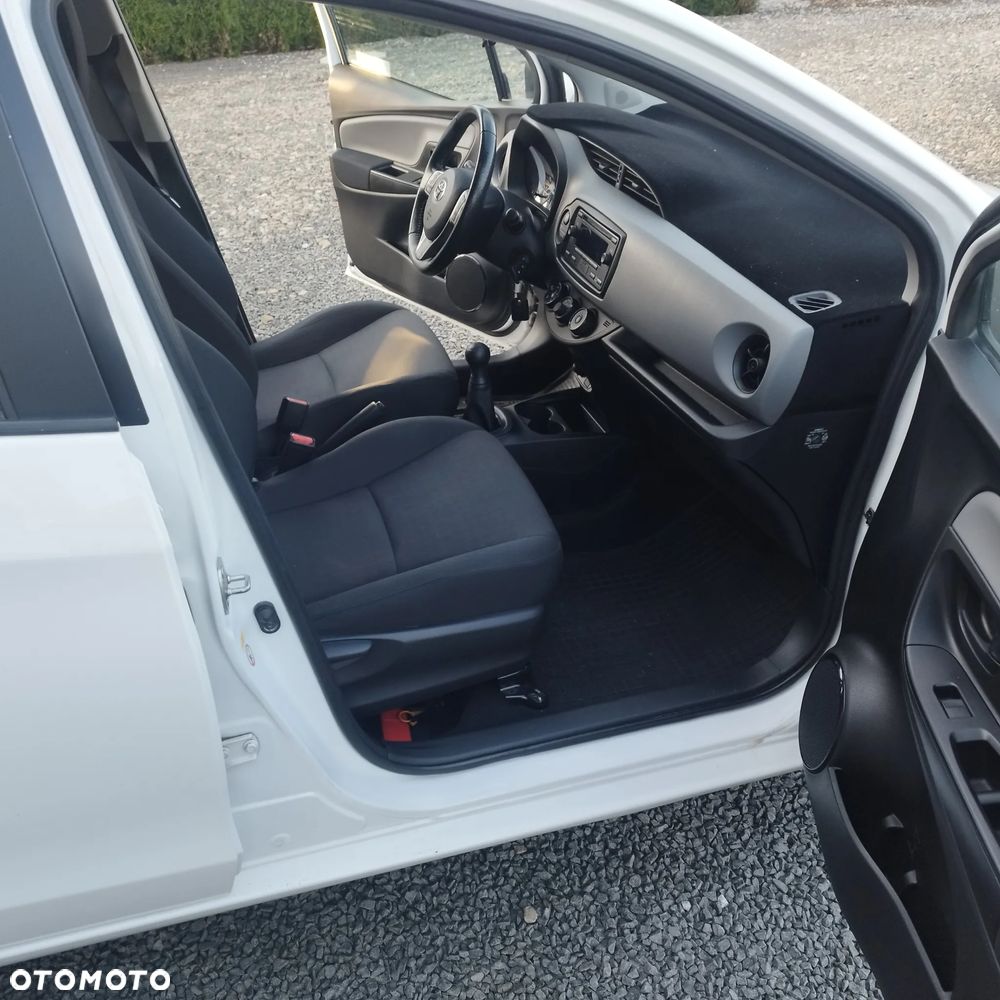 Toyota Yaris 1.0 Active EU6 - 8