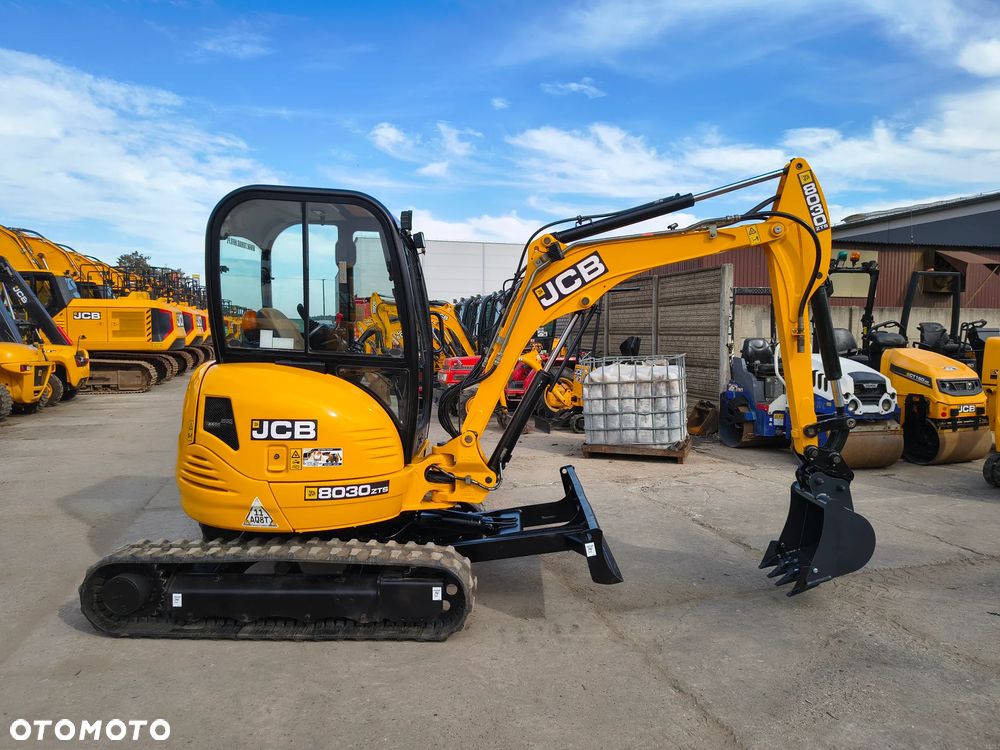JCB 8030 2017r