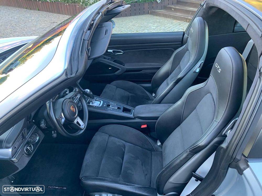 Porsche 911 (991) Targa 4 GTS PDK - 15