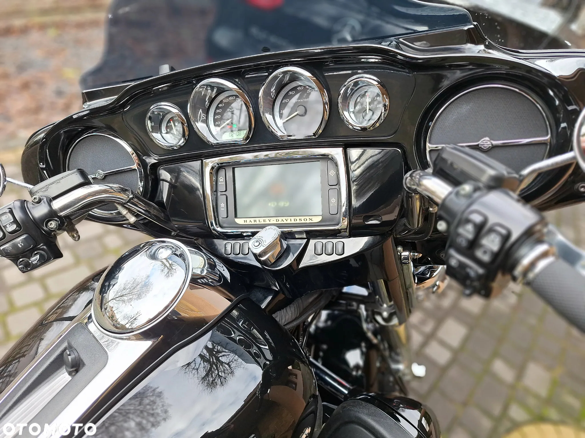 Harley-Davidson Touring Electra Glide - 15